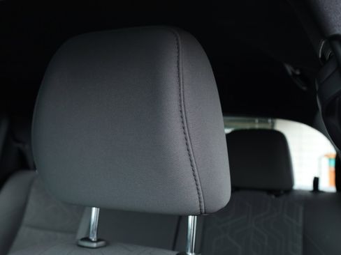 Used 2016 Toyota Tacoma SR5 image 38