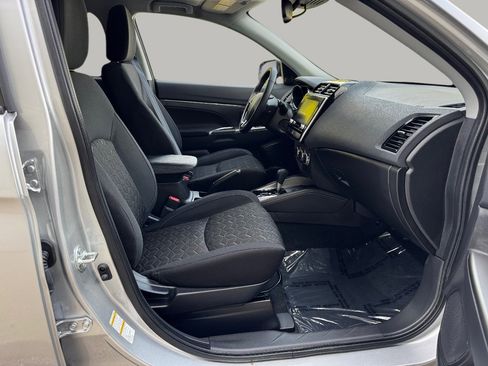 Used 2021 Mitsubishi Outlander Sport SE image 17