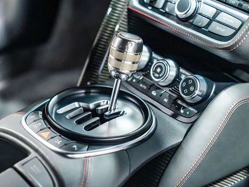 Used 2012 Audi R8 V10 image 91