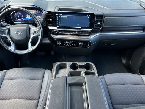 Used 2023 Chevrolet Silverado 1500 RST image 13