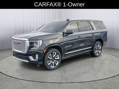 Used 2021 GMC Yukon Denali w/ Denali Premium Package image 2