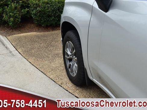Certified 2022 Chevrolet Silverado 1500 RST w/ Safety Package AWD/4WD image 15