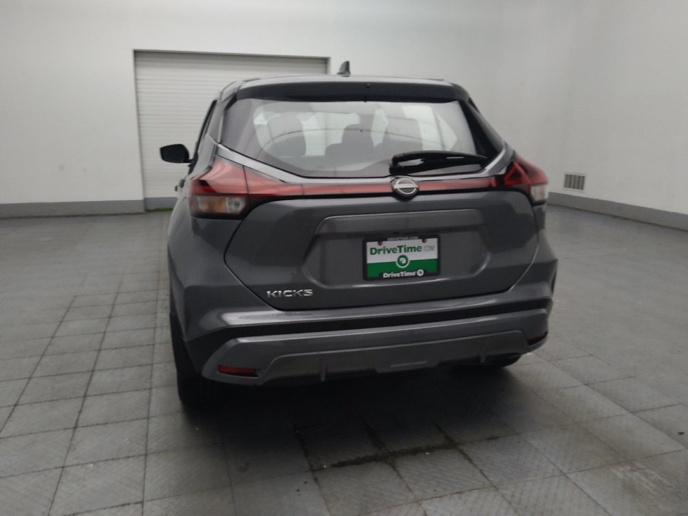 Used 2023 Nissan Kicks S FWD image 6