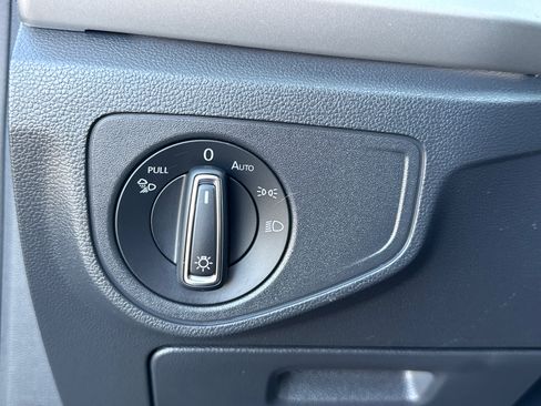 Used 2023 Volkswagen Atlas Cross Sport SEL image 16