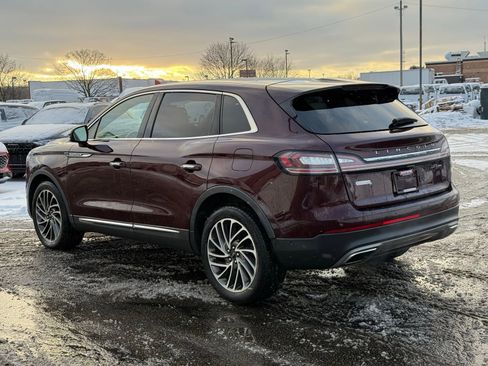 Used 2020 Lincoln Nautilus Reserve w/ Equipment Group 201A image 5