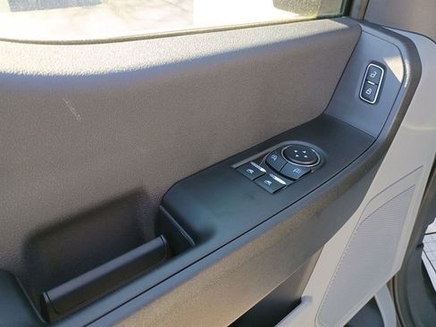 New 2026 Ford F250 XL w/ XL Chrome Package image 16