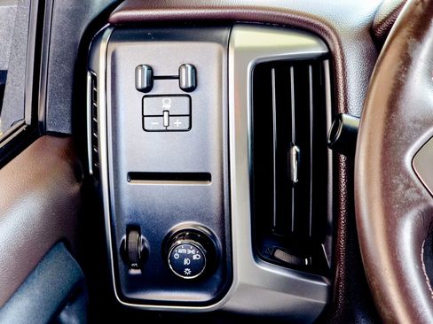 Used 2017 Chevrolet Silverado 1500 LT w/ Max Trailering Package image 23