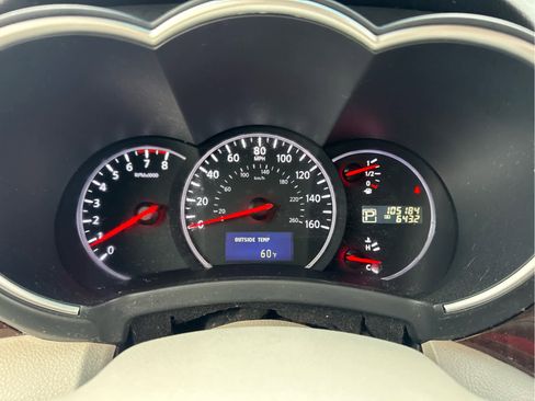 Used 2015 Nissan Quest SL w/ Tow Package image 7