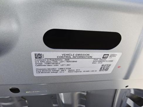 Used 2026 Chevrolet Equinox EV LT FWD image 11
