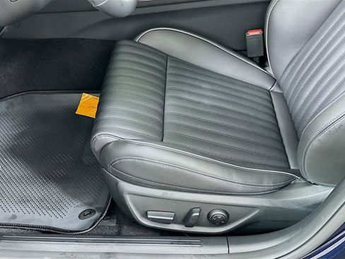 New 2026 Genesis G70 2.5T Prestige image 21