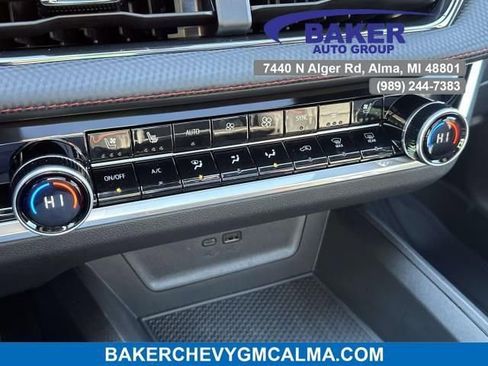 New 2026 Chevrolet Equinox RS w/ Convenience Package III AWD/4WD image 23