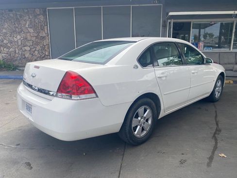 Used 2006 Chevrolet Impala LT w/ Preferred Equipment Group FWD image 8