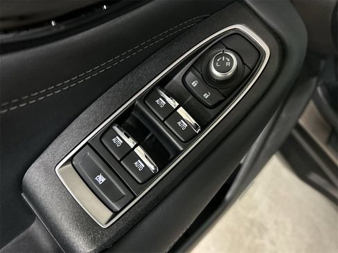 Certified 2023 Subaru Outback Limited image 16