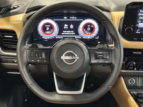 Used 2023 Nissan Rogue Platinum w/ Platinum Premium Package image 22