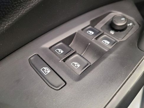 Used 2020 Volkswagen Jetta SEL image 27