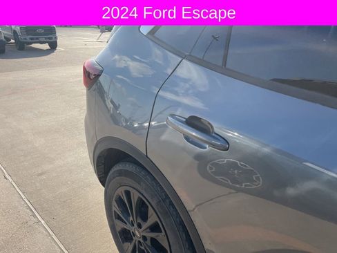 Used 2024 Ford Escape Active w/ Tech Pack #1 image 5
