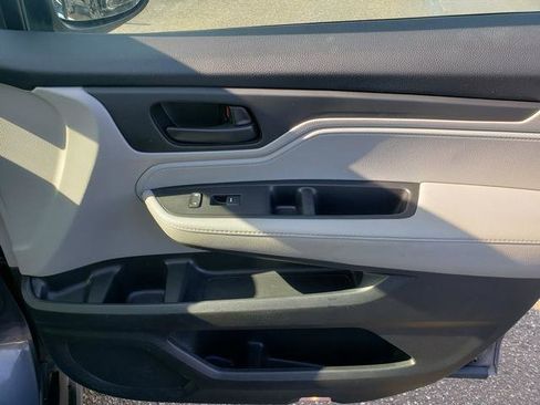 Used 2019 Honda Odyssey EX-L image 19