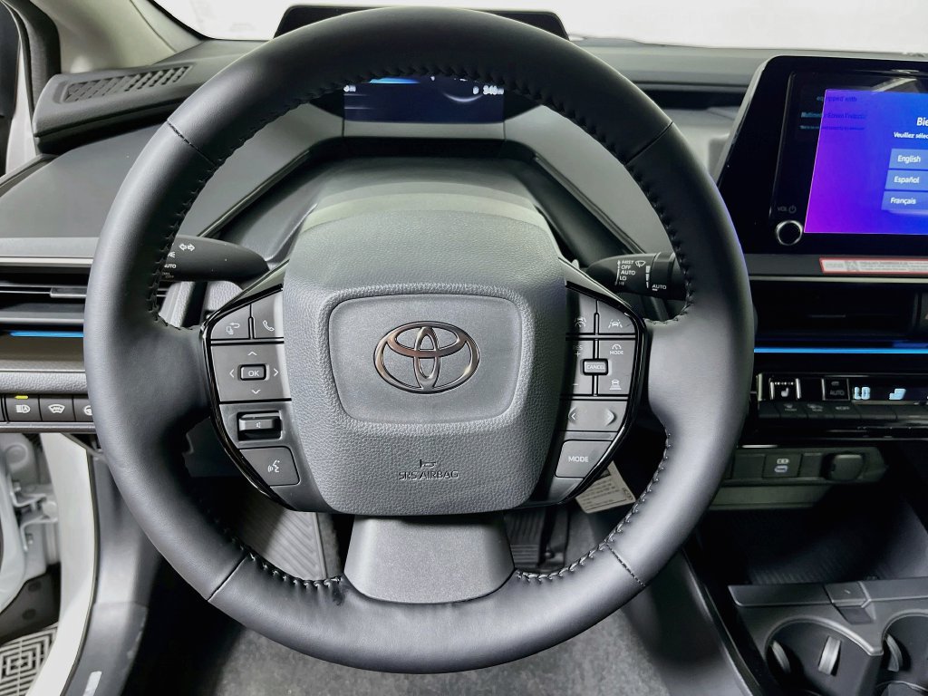 New 2027 Toyota Prius FWD image 15