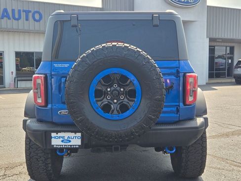 Used 2021 Ford Bronco First Edition AWD/4WD image 4