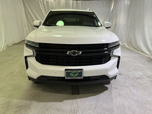 Used 2023 Chevrolet Suburban RST w/ Luxury Package image 3
