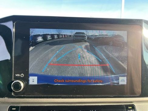 Used 2025 Toyota Camry LE image 19