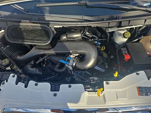 Used 2015 Ford Transit 250 130 Low Roof w/ Exterior Upgrade Package image 10