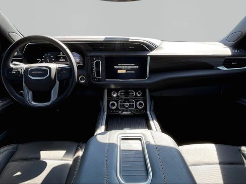 Used 2024 GMC Yukon Denali AWD/4WD image 7