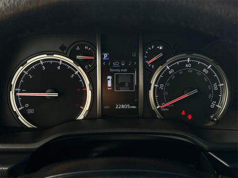 Certified 2023 Toyota 4Runner TRD Off-Road Premium w/ Moonroof Package image 15