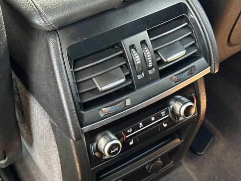 Used 2017 BMW X5 xDrive40e AWD/4WD image 13