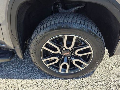 Used 2021 GMC Sierra 1500 AT4 w/ AT4 Premium Package image 16