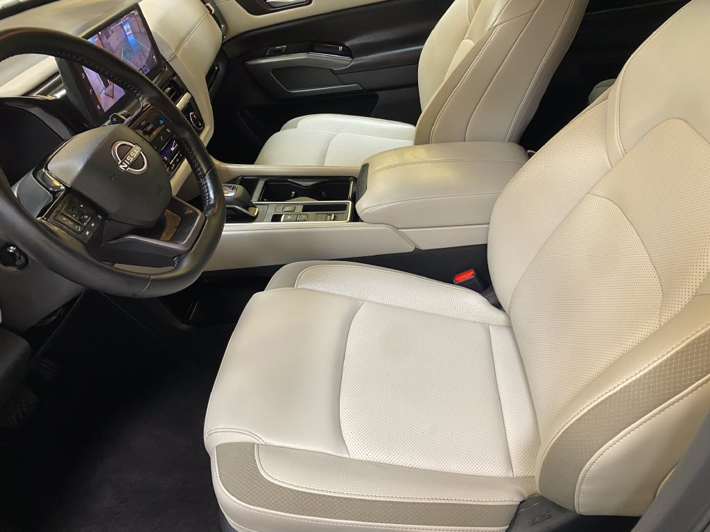 Used 2026 Nissan Pathfinder SL FWD image 20