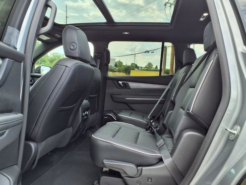 New 2026 Buick Enclave Sport Touring w/ Power Package image 21