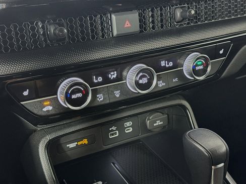 Certified 2023 Honda CR-V Sport Touring image 16