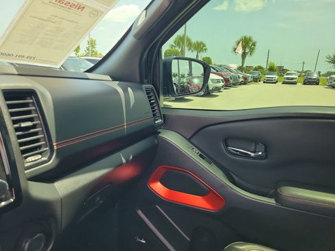 Used 2023 Nissan Frontier Pro-X w/ Pro-X Premium Package RWD image 29