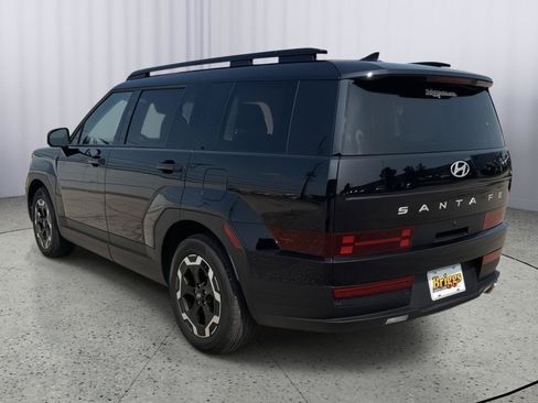 Used 2024 Hyundai Santa Fe SEL FWD image 3