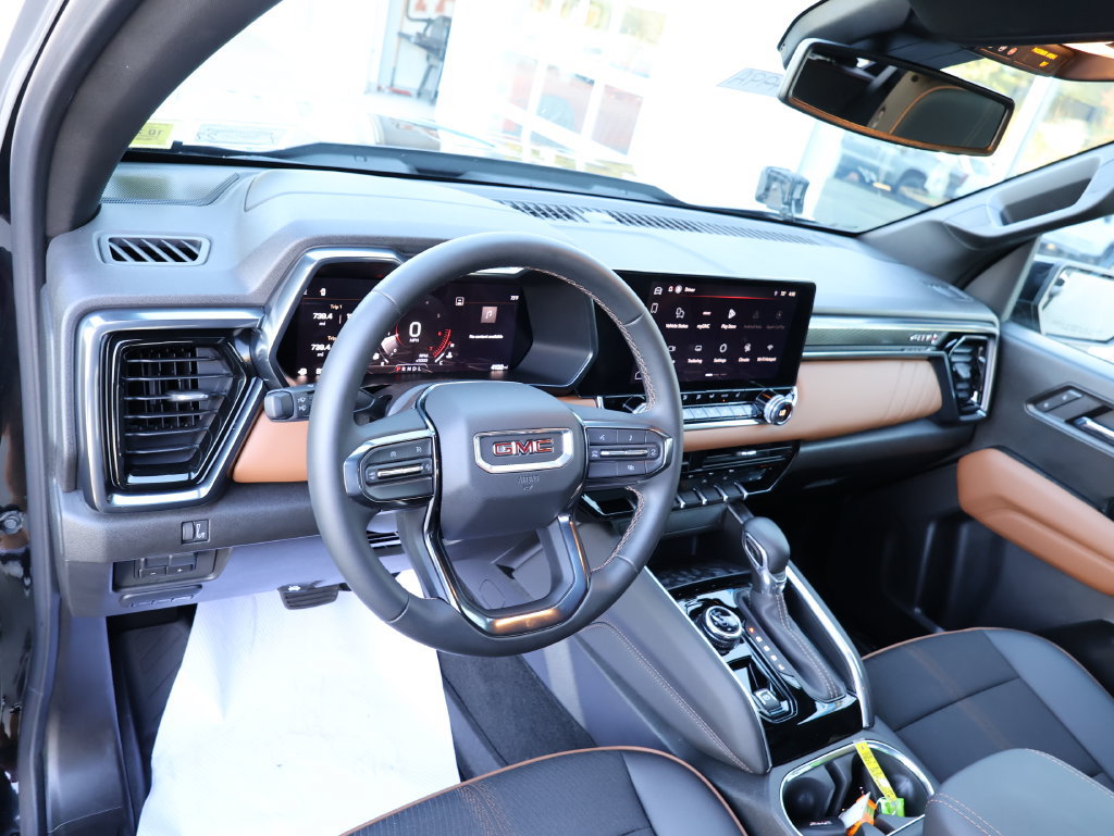 Used 2026 GMC Canyon AT4 w/ Off-Road Front Bumper Package AWD/4WD image 24