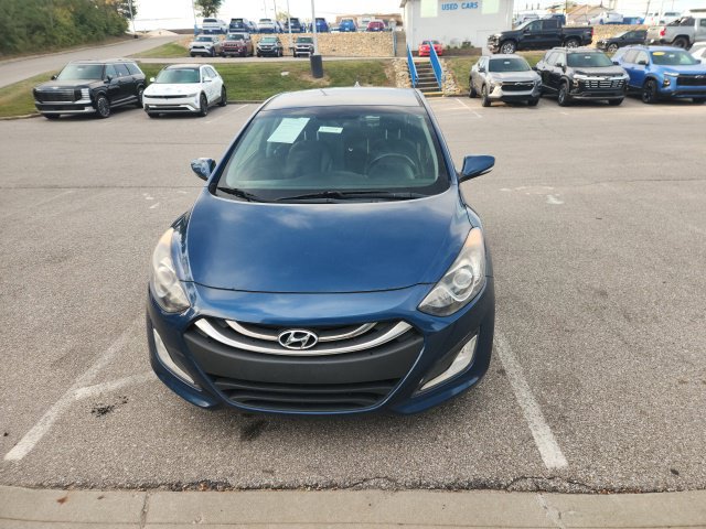 Used 2014 Hyundai Elantra GT w/ Option Group 02 FWD image 3