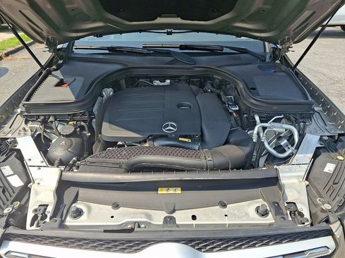 Used 2020 Mercedes-Benz GLC 300 4MATIC image 29