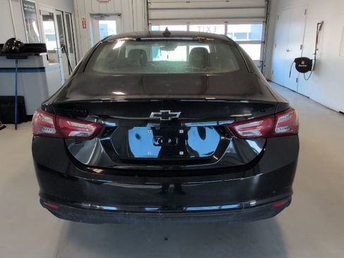 Used 2023 Chevrolet Malibu LT w/ Midnight Edition image 4