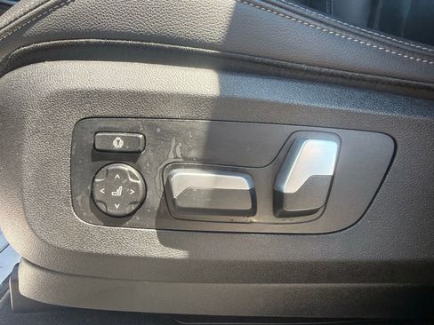Used 2019 BMW X5 xDrive40i AWD/4WD image 17