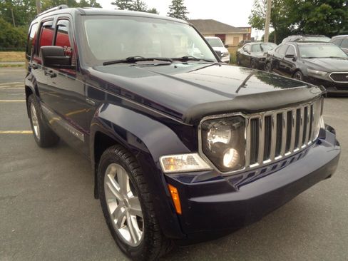 Used 2012 Jeep Liberty Limited Jet w/ Comfort/Convenience Group AWD/4WD image 18
