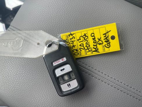 Used 2013 Honda Accord EX image 28
