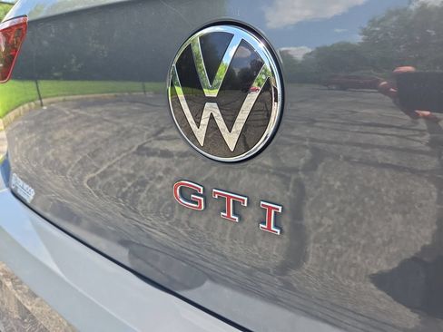Used 2024 Volkswagen GTI Autobahn FWD image 27