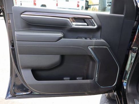 Used 2024 Chevrolet Silverado 2500 LT w/ All Star Edition image 17