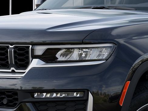 New 2026 Jeep Grand Cherokee Limited image 10