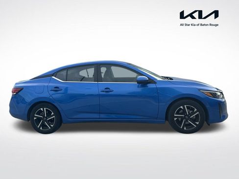 Used 2024 Nissan Sentra SV FWD image 1