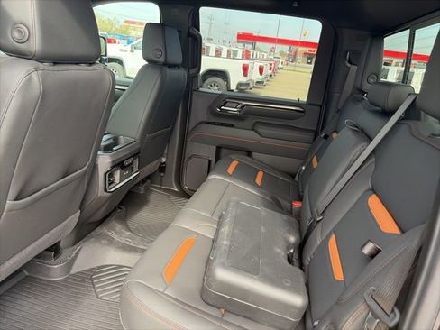 New 2026 GMC Sierra 2500 AT4 w/ AT4 Premium Plus Package AWD/4WD image 11