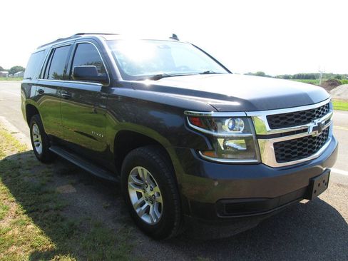 Used 2016 Chevrolet Tahoe LT w/ Max Trailering Package AWD/4WD image 4