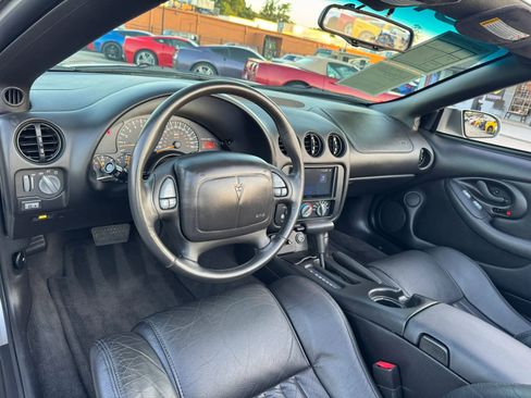 Used 2000 Pontiac Firebird Trans Am RWD image 25