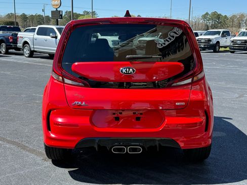 Used 2021 Kia Soul Turbo image 4